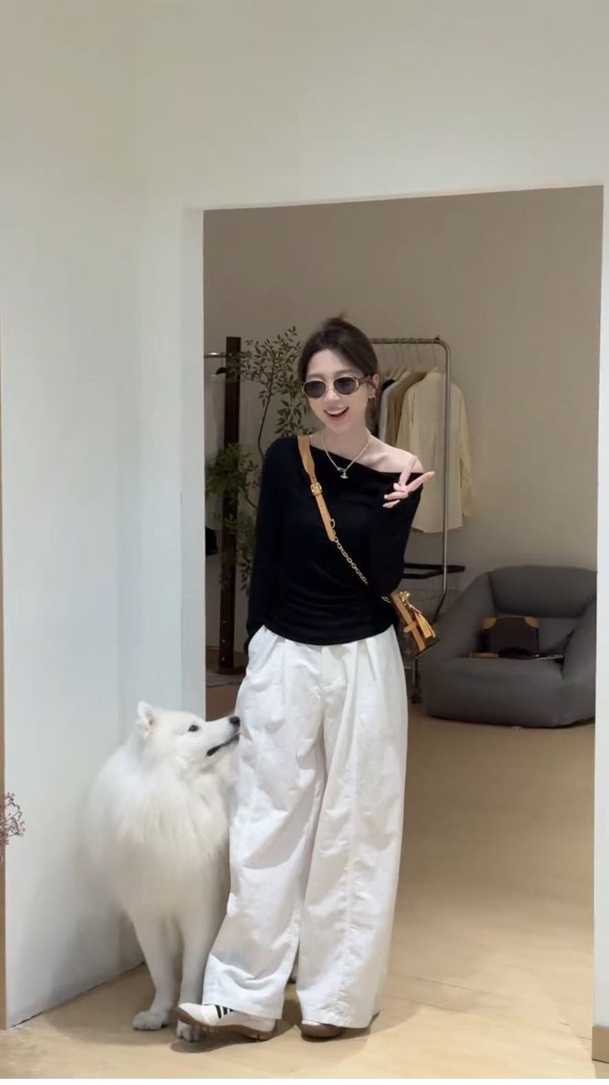 2025 Early Autumn Asymmetric Off-Shoulder Back Cutout Long Sleeve T-Shirt and Wide-Leg Pants Set