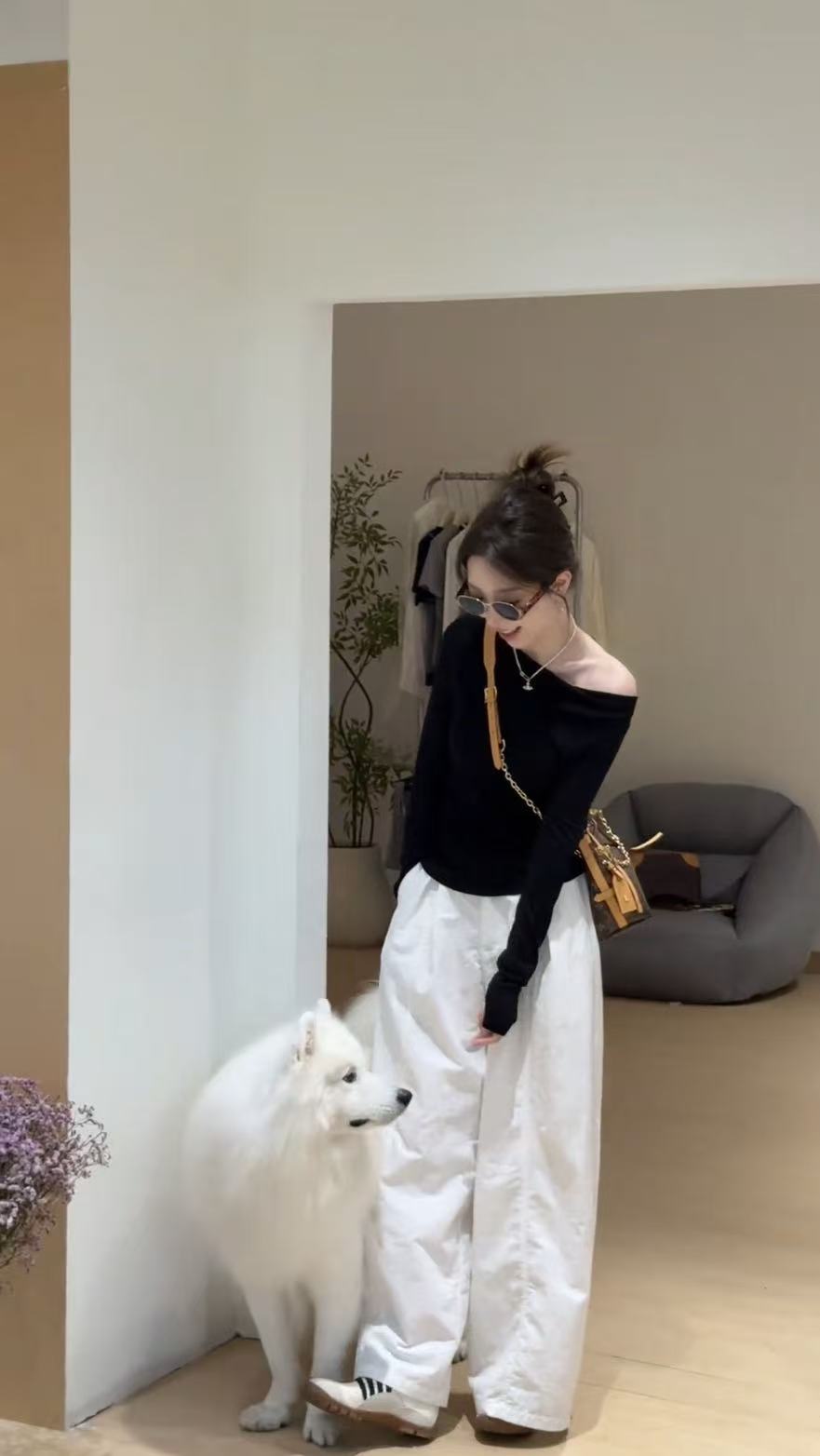 2025 Early Autumn Asymmetric Off-Shoulder Back Cutout Long Sleeve T-Shirt and Wide-Leg Pants Set