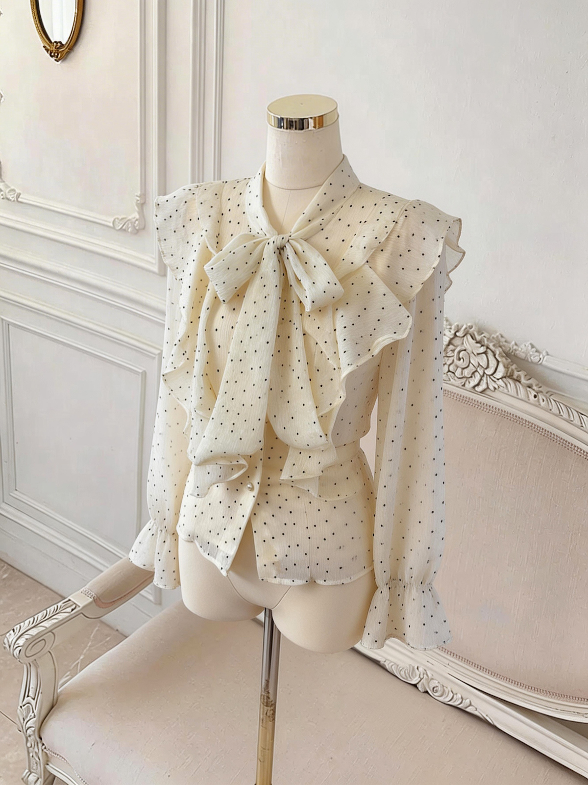 French Style Ruffled Flocked Heart Pearl Button Long Sleeve Shirt for Women