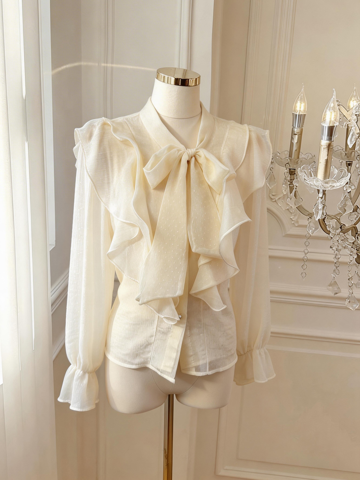 French Style Ruffled Velvet Heart Pearl Button Long Sleeve Shirt for Women