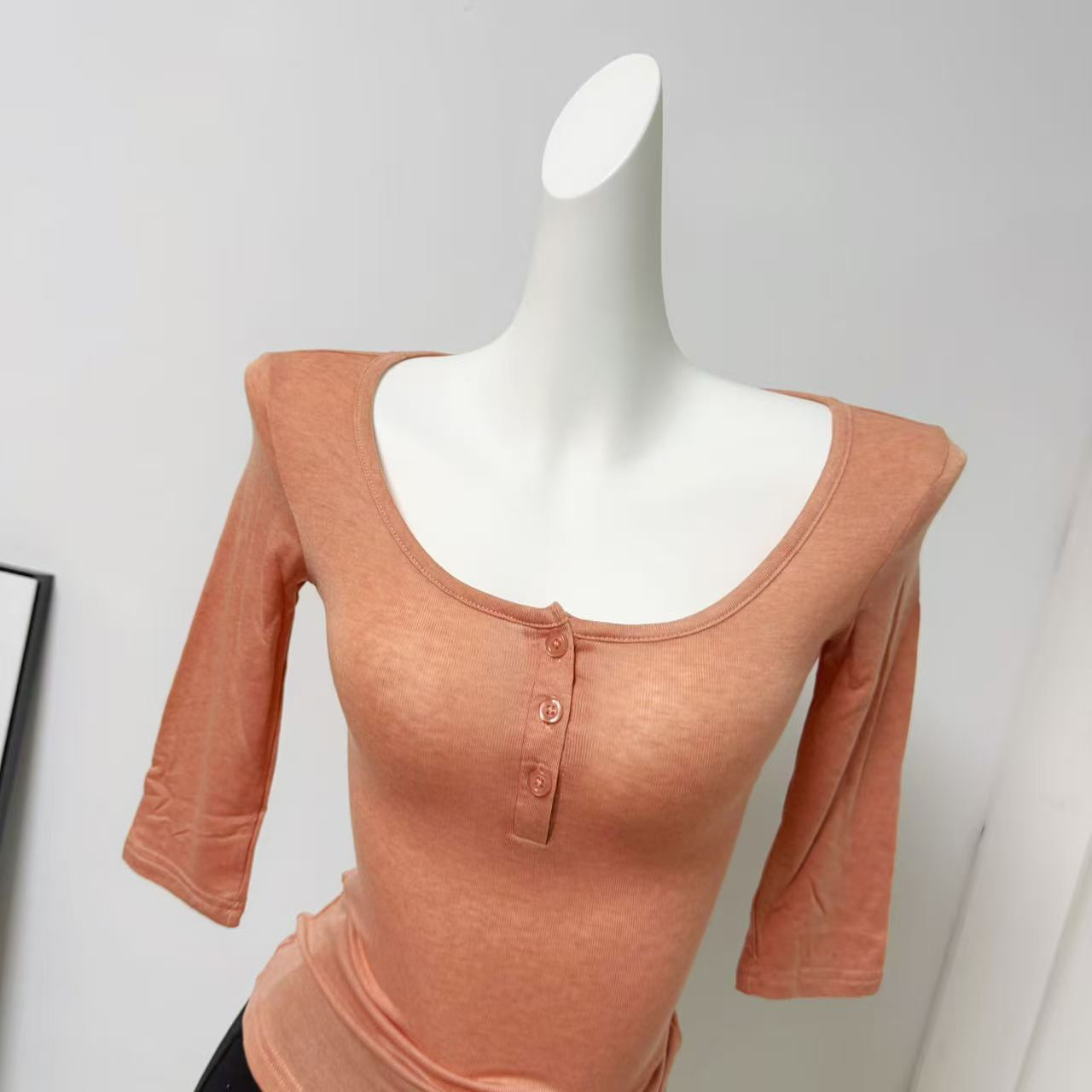 Women's U-Neck Button-Front Short-Sleeve Knit Top - Image 3