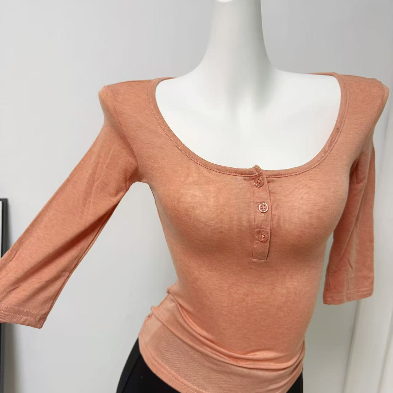 Women's U-Neck Button-Front Short-Sleeve Knit Top - Image 4