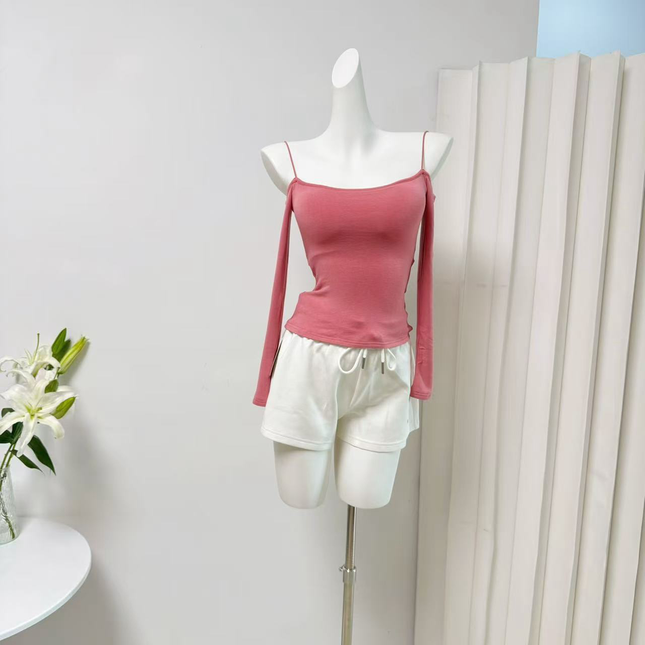 Women's Slim Fit Long Sleeve Off-Shoulder T-Shirt with Built-In Bra Pads - Image 4