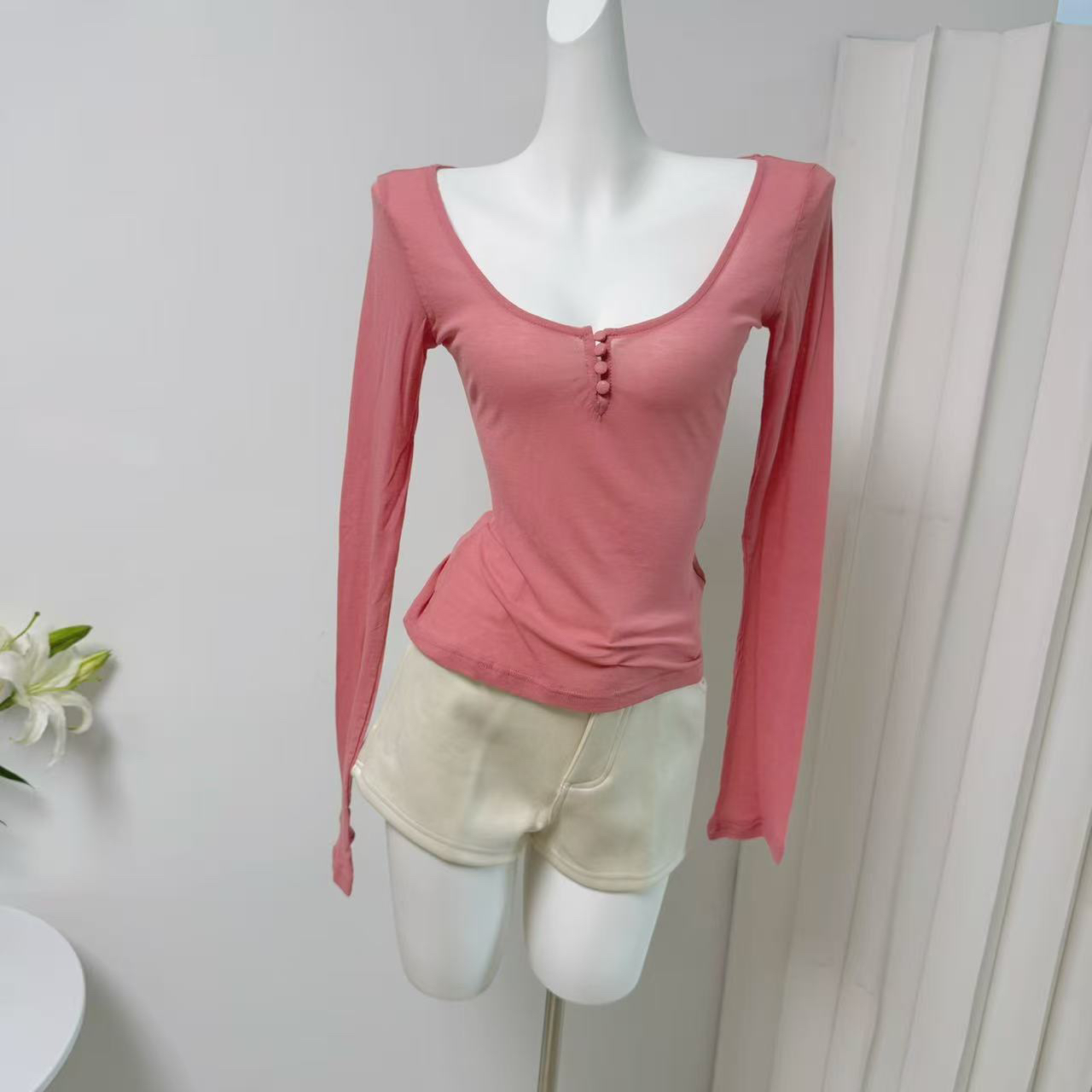 Women's Slim Fit Round Neck Long Sleeve Knit Top for Fall - Image 4